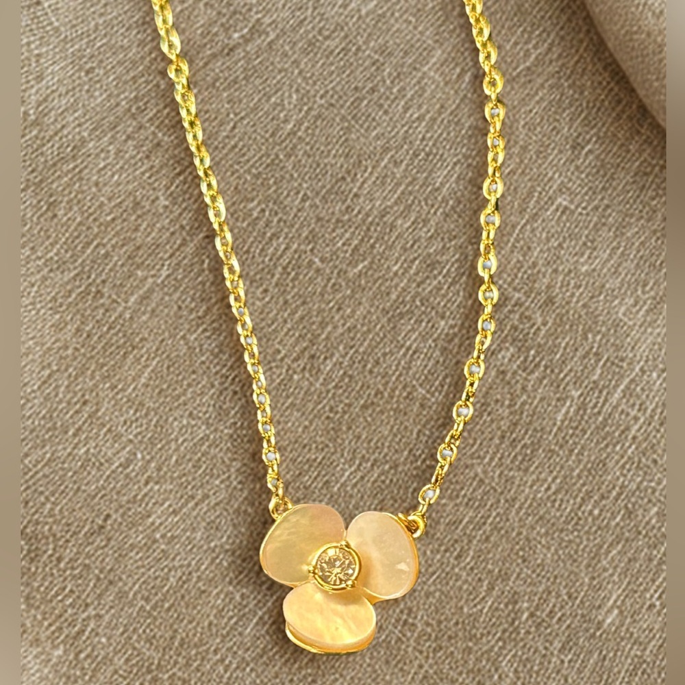 Kate Spade Gold-Tone Flower Pendant Necklace – Elegant Three-Petal Design, Gift